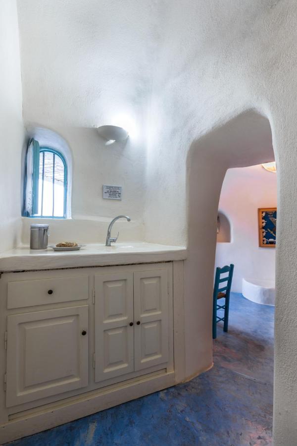Caveland Hostel Καρτεράδος Εξωτερικό φωτογραφία