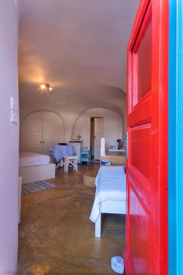 Caveland Hostel Καρτεράδος Εξωτερικό φωτογραφία